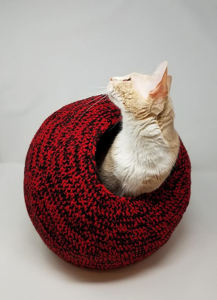 9 Crochet Cat Bed and Cat Cave Patterns - Beautiful Dawn Designs