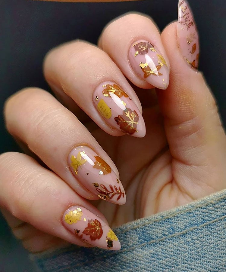 gold leaves