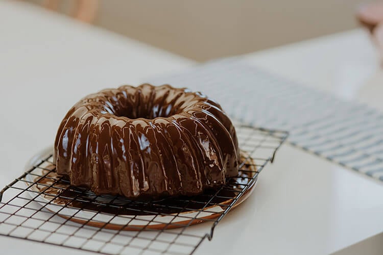 5-Ingredient Chocolate Cake