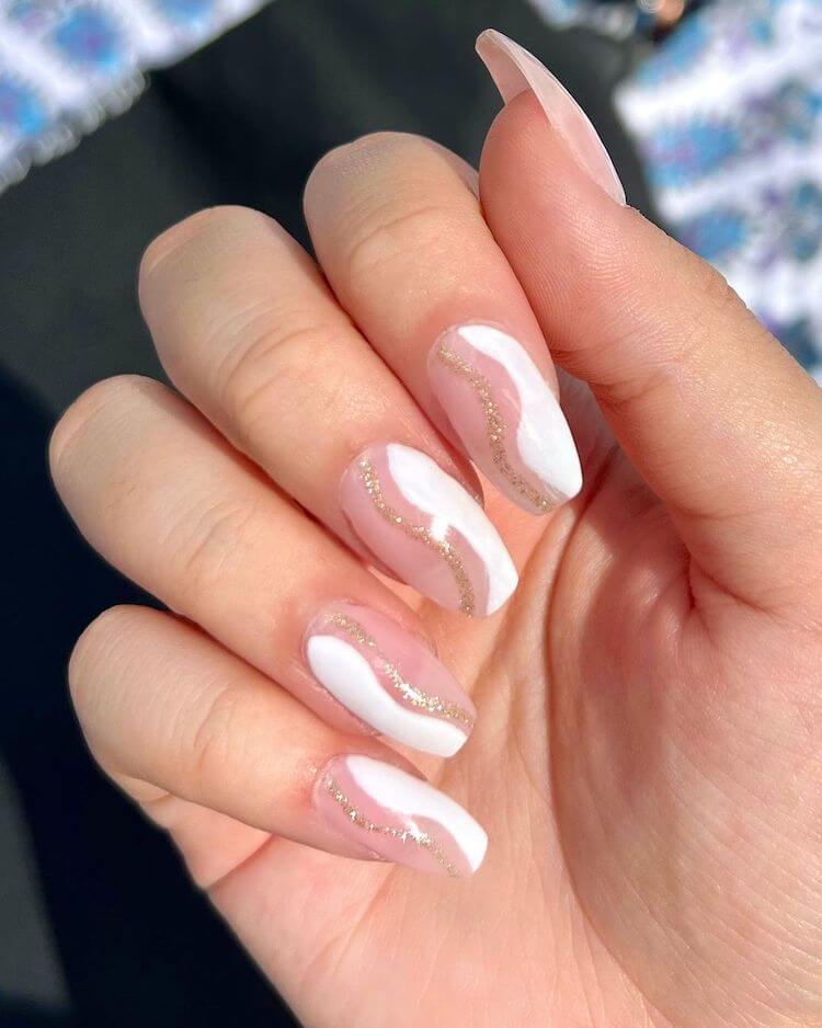 16 White And Gold Nails Perfect For Any Occasion Beautiful Dawn Designs