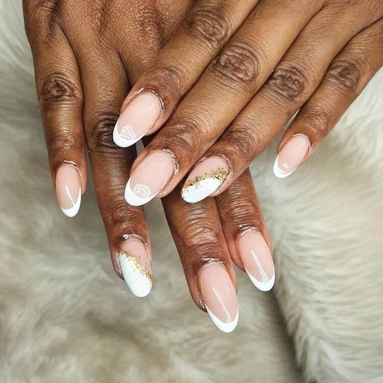 16 White And Gold Nails Perfect For Any Occasion - Beautiful Dawn Designs