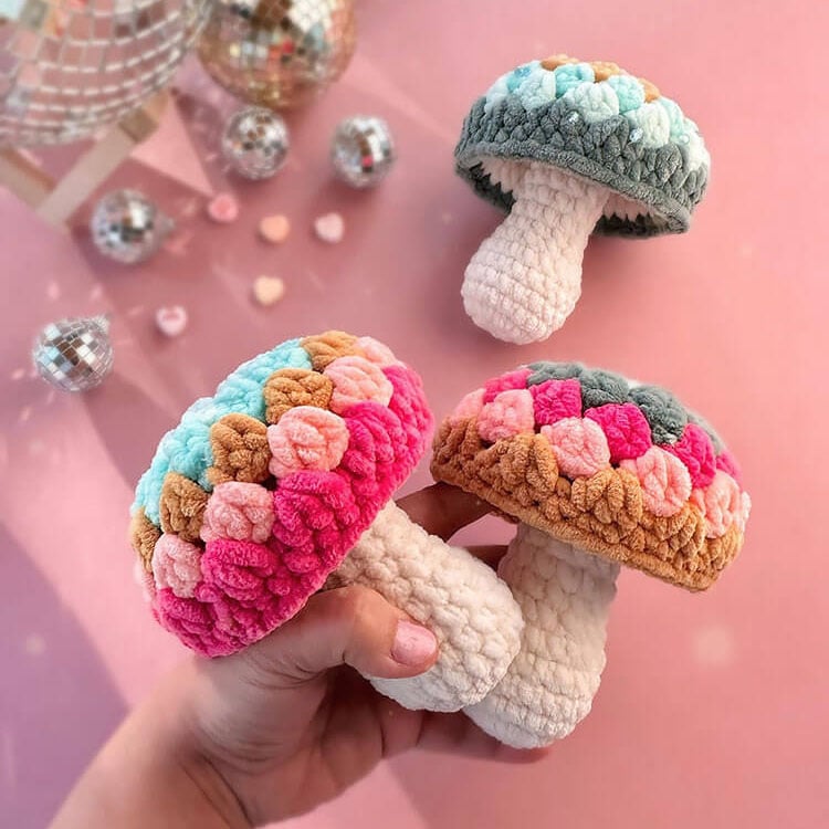 granny mushroom feature
