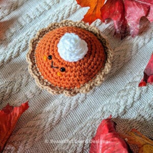 Pumpkin Pie Amigurumi