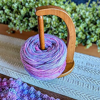 yarn holder